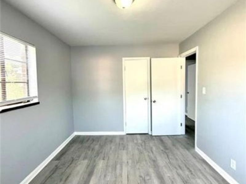 613 Gainsborough Road, Dayton, OH 45419 Photo 5