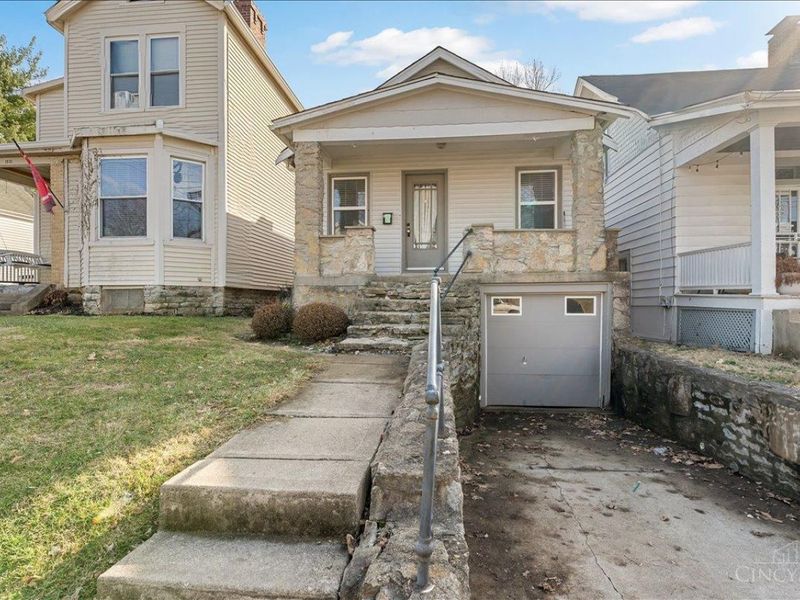 1827 Maple Avenue, Norwood, OH 45212 Photo 1