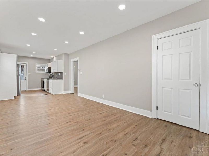 1827 Maple Avenue, Norwood, OH 45212 Photo 7