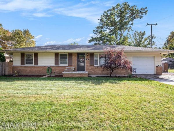 3196 Oakwood Drive, Port Huron, MI 48060