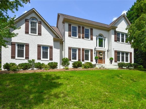 4731 Jamesford Drive, Jamestown, NC 27282