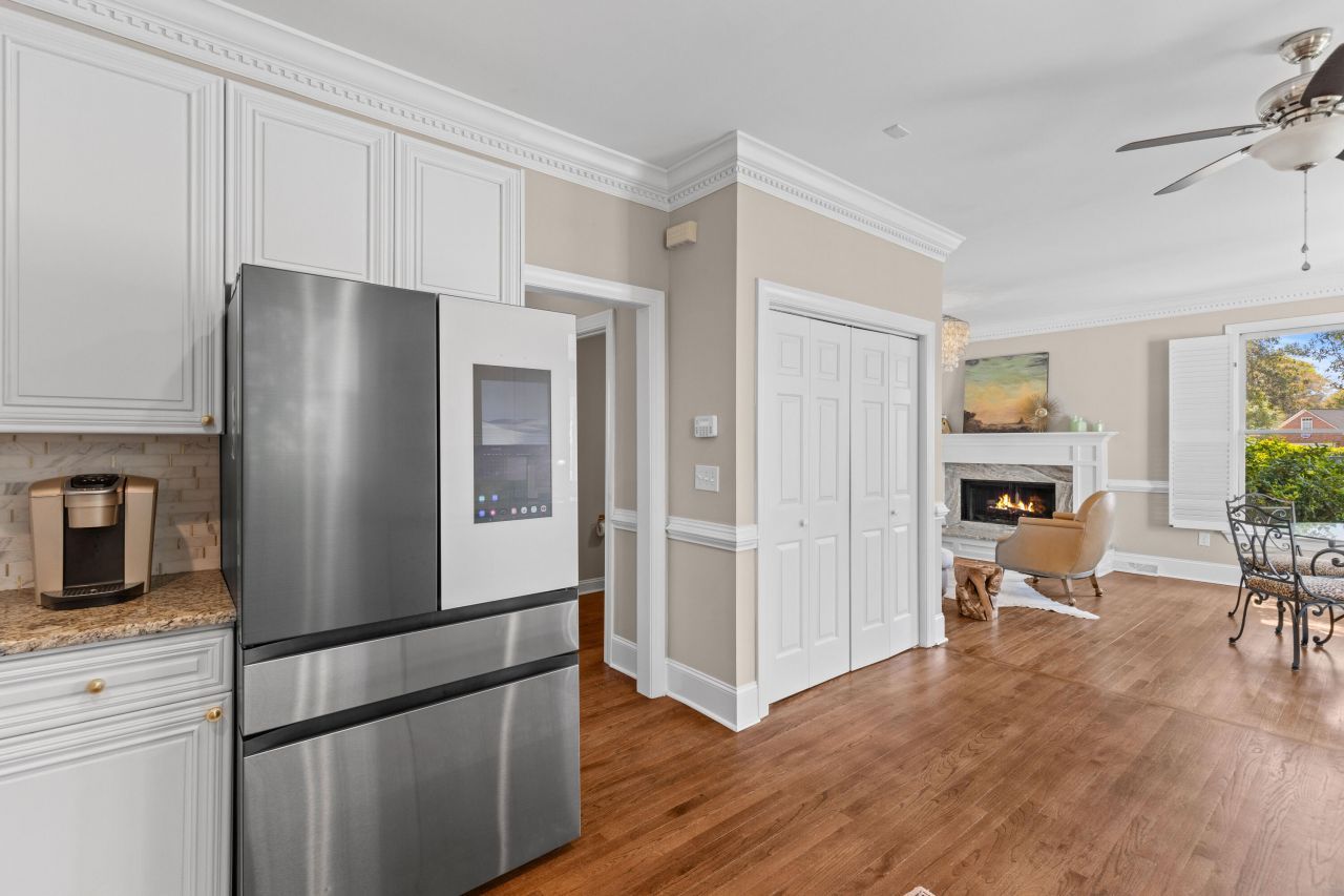 1324 Southlake Drive Photo 16