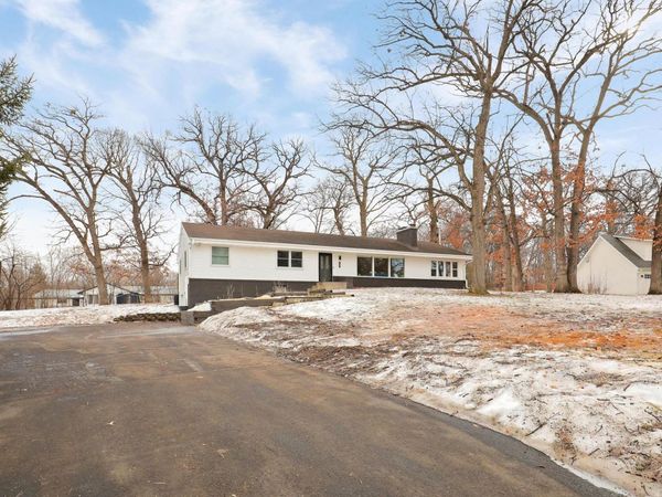 616 Kingsview Lane N, Plymouth, MN 55447