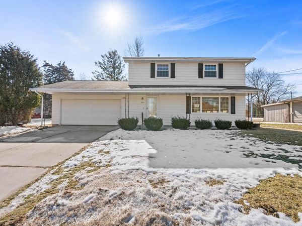 564 E Rhine STREET, Elkhart Lake, WI 53020