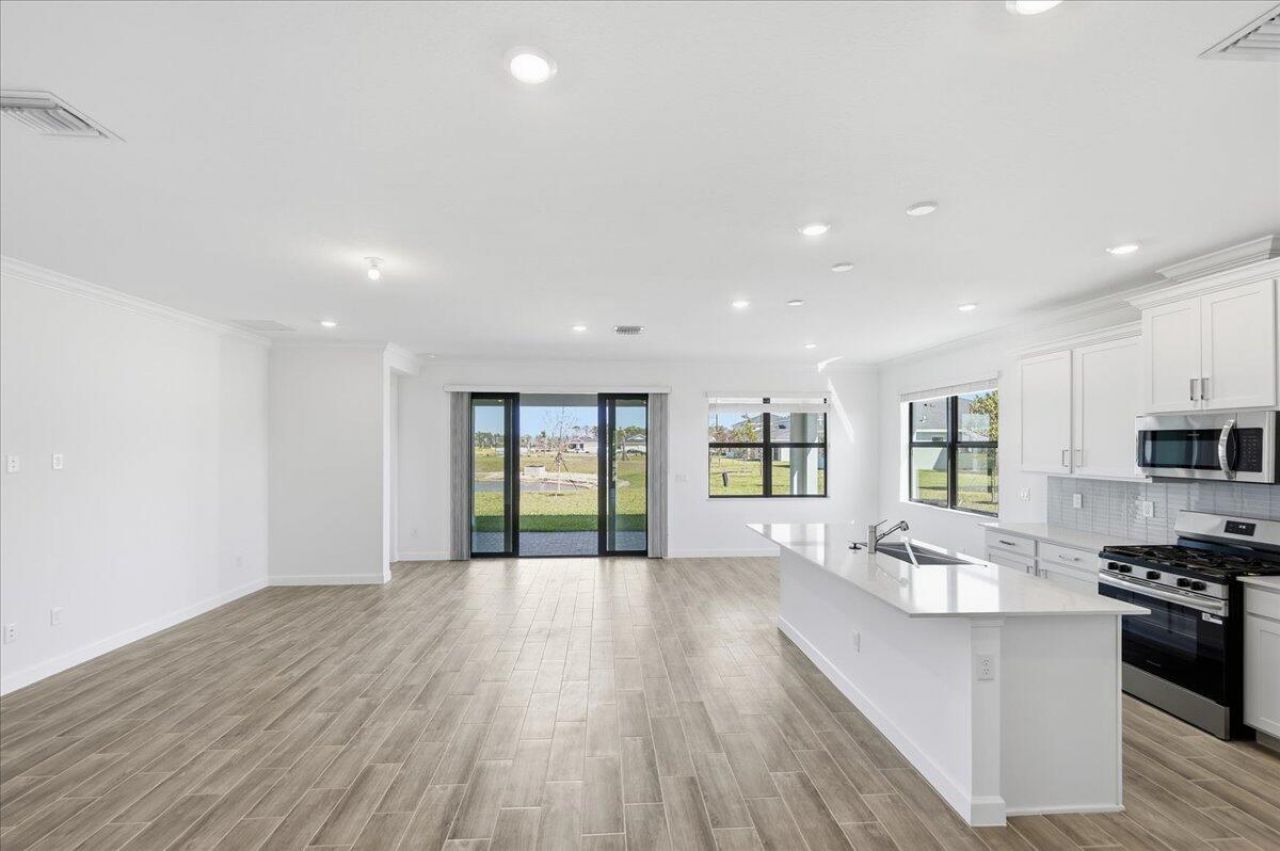 6890 NW Kestrel Lane, Port Saint Lucie, FL 34987 Photo