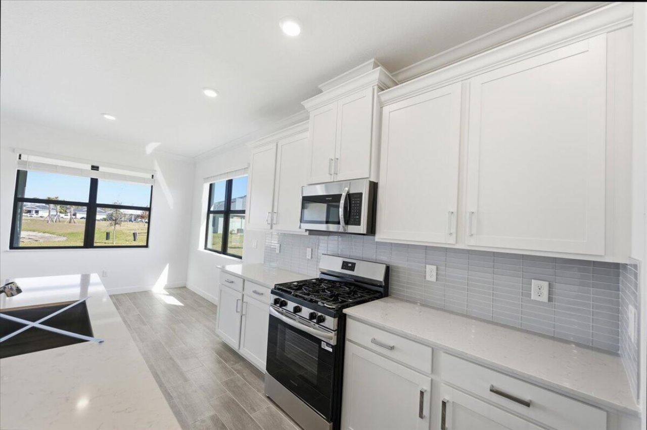 6890 NW Kestrel Lane, Port Saint Lucie, FL 34987 Photo