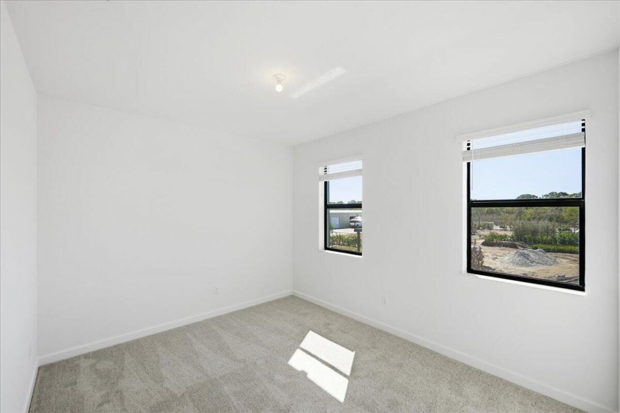 6890 NW Kestrel Lane, Port Saint Lucie, FL 34987 Photo