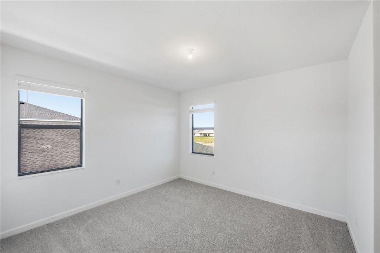 6890 NW Kestrel Lane, Port Saint Lucie, FL 34987 Photo