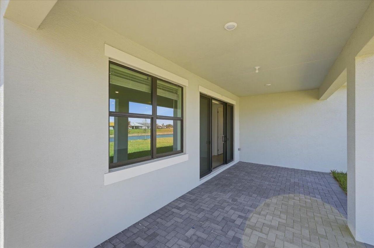 6890 NW Kestrel Lane, Port Saint Lucie, FL 34987 Photo