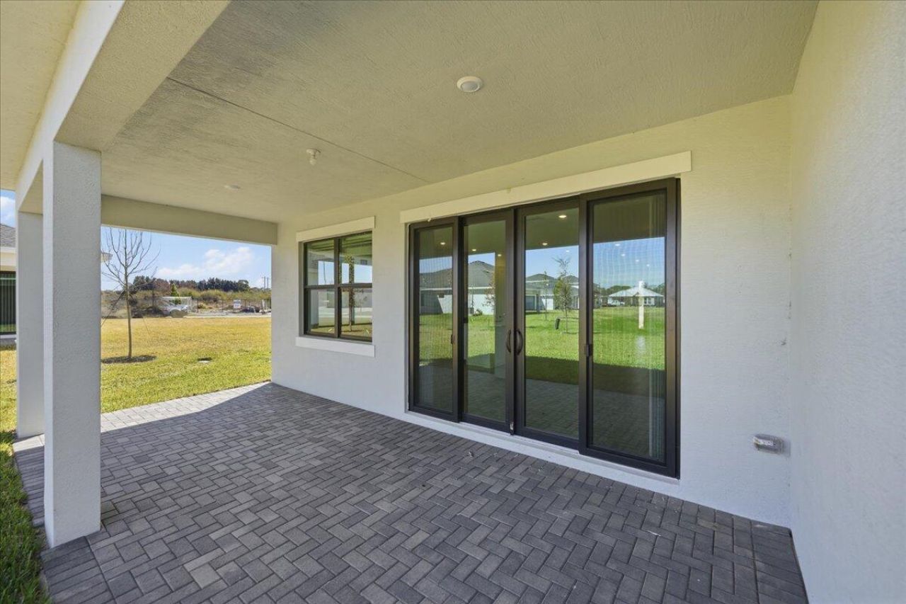 6890 NW Kestrel Lane, Port Saint Lucie, FL 34987 Photo