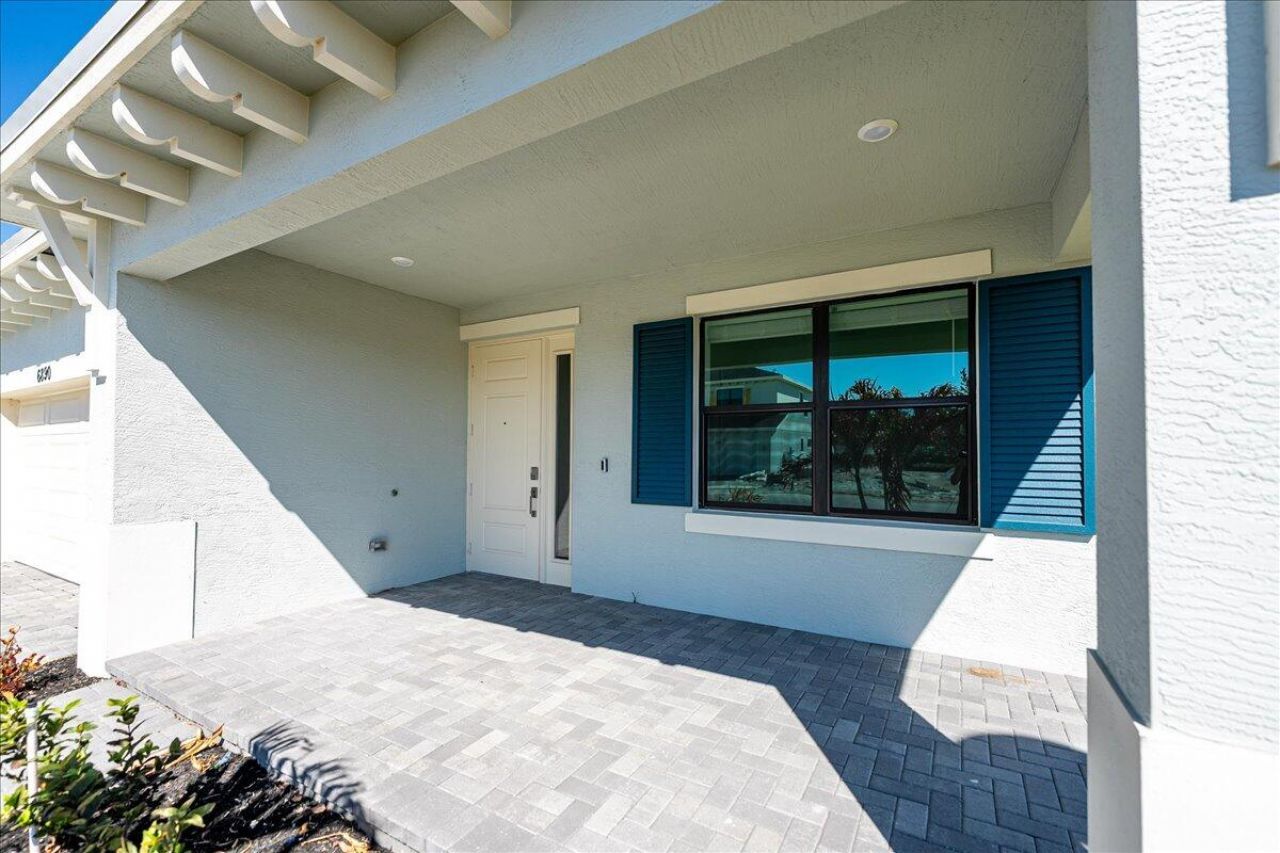 6890 NW Kestrel Lane, Port Saint Lucie, FL 34987 Photo