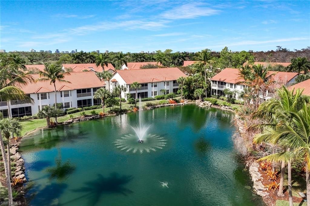 2180 Hawksridge Dr, Unit 2002, Naples, FL 34105 Photo