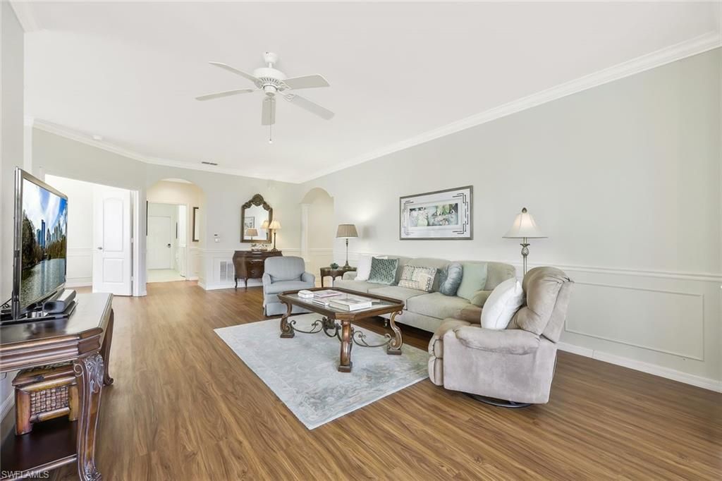 2180 Hawksridge Dr, Unit 2002, Naples, FL 34105 Photo