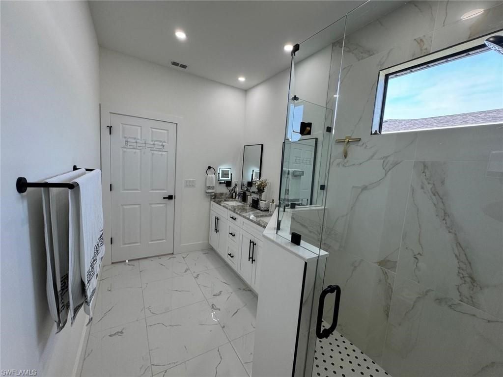 420 Chiquita Blvd N, Cape Coral, FL 33993 Photo