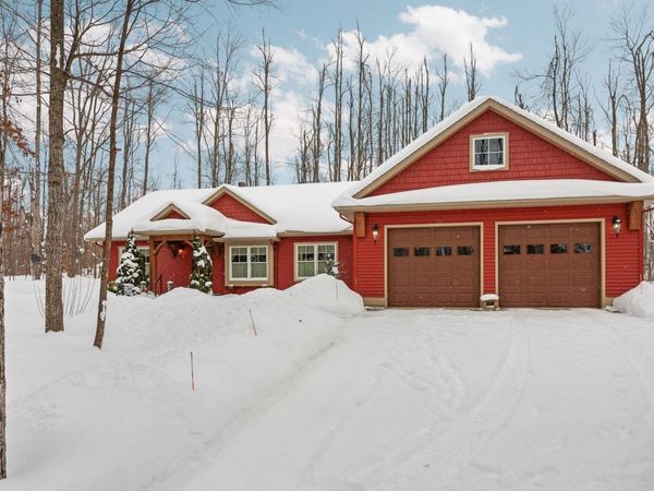 2620 Peregrine Drive, Elmira, MI 49730