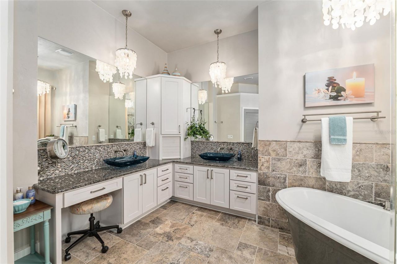 742 SW 132nd Drive, Newberry, FL 32669 Photo