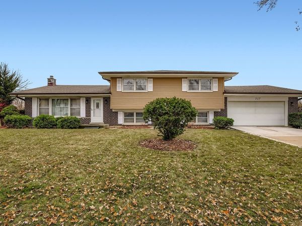 517 E Weathersfield Way , Schaumburg, IL 60193