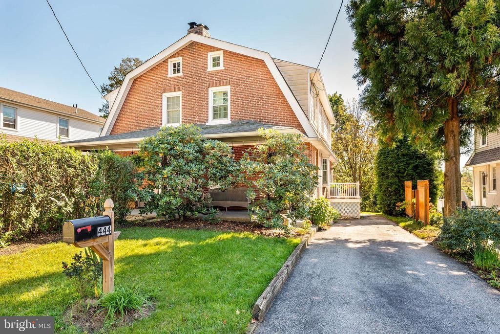 444 Saint Davids Avenue, Wayne, PA 19087 Main Photo