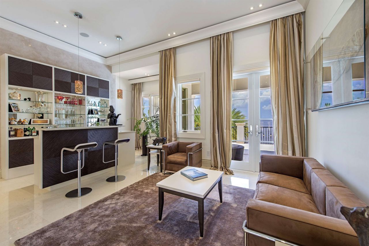 1240 Coconut Dr, Fort Myers, FL 33901 Photo