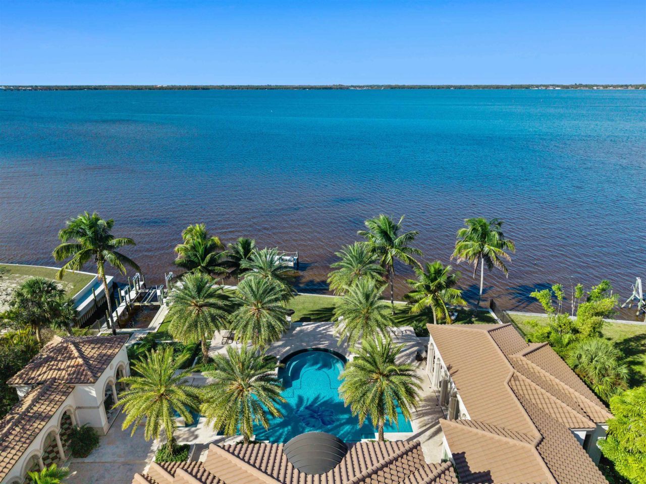 1240 Coconut Dr, Fort Myers, FL 33901 Photo