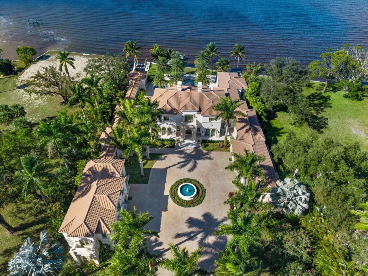 1240 Coconut Dr, Fort Myers, FL 33901 Photo