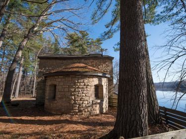 801 Pine Cone Trail , Marine On Saint Croix, MN 55047