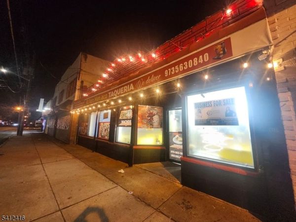 1011 E 2Nd St, Plainfield, NJ 07062