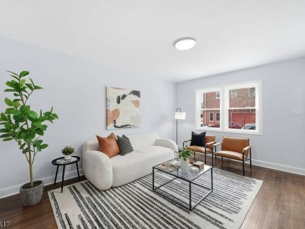 8 Edmund Pl, Irvington, NJ 07111