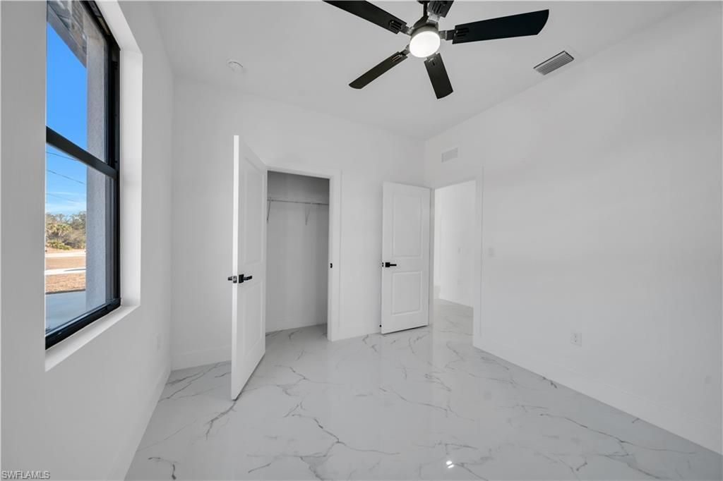 621 Greenbriar Blvd, Lehigh Acres, FL 33972 Photo