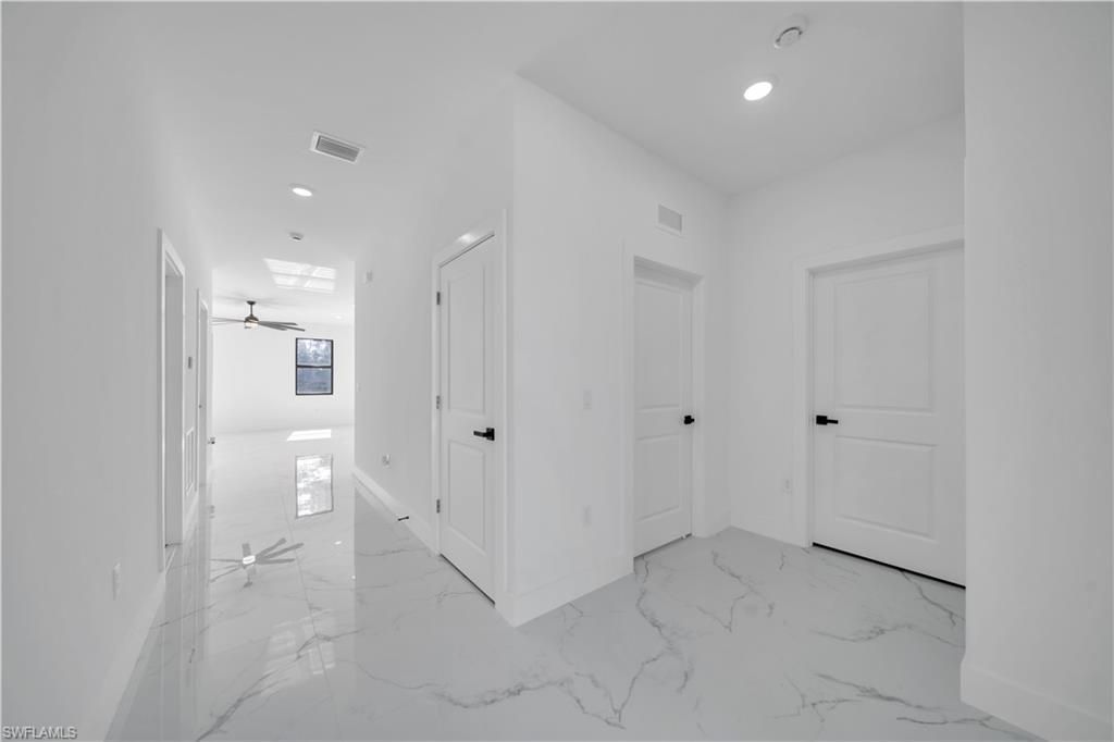 621 Greenbriar Blvd, Lehigh Acres, FL 33972 Photo