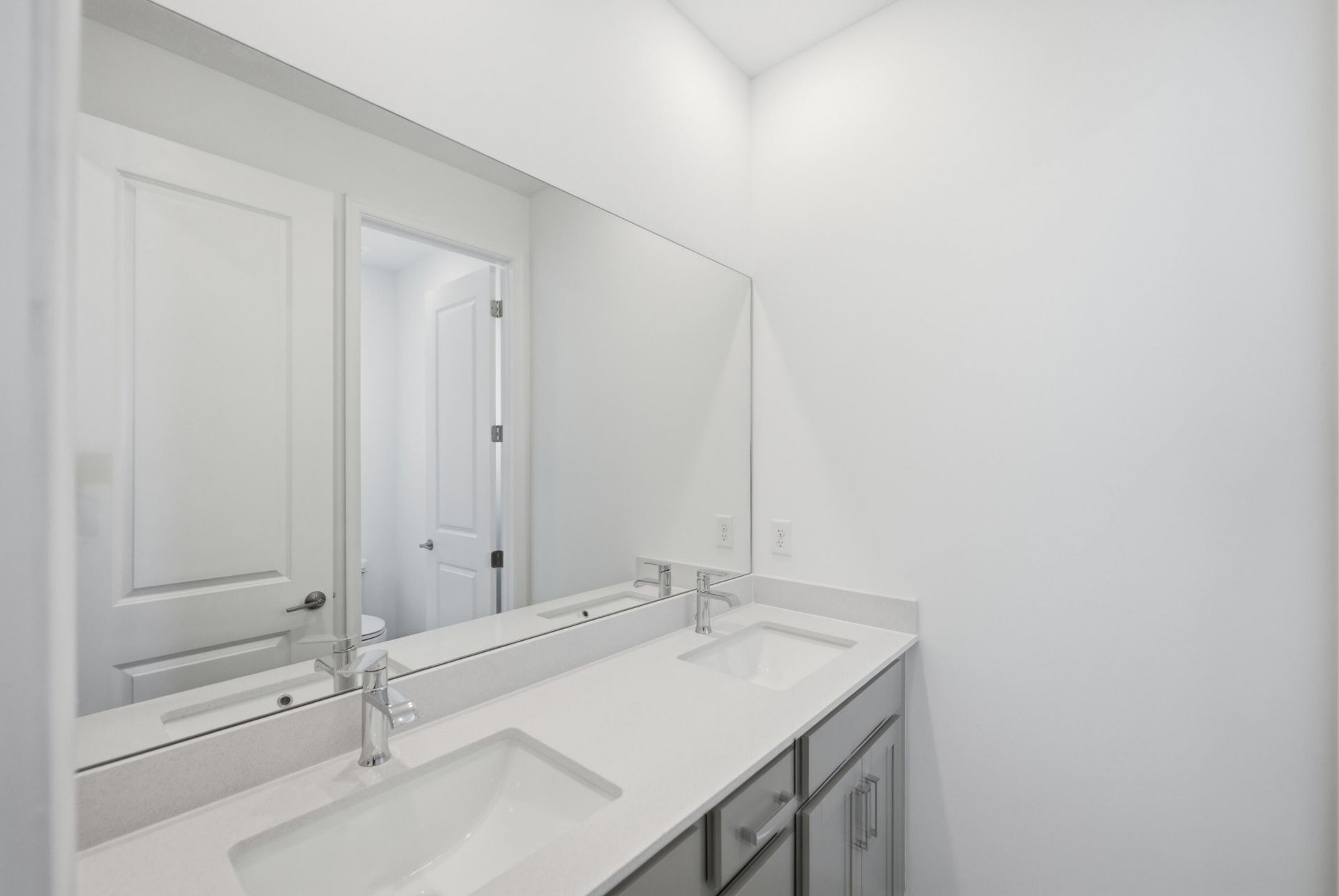 6858 NW Kestrel Lane, Port Saint Lucie, FL 34987 Photo