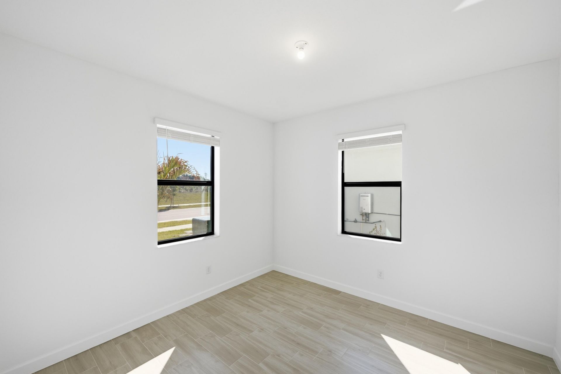 6858 NW Kestrel Lane, Port Saint Lucie, FL 34987 Photo