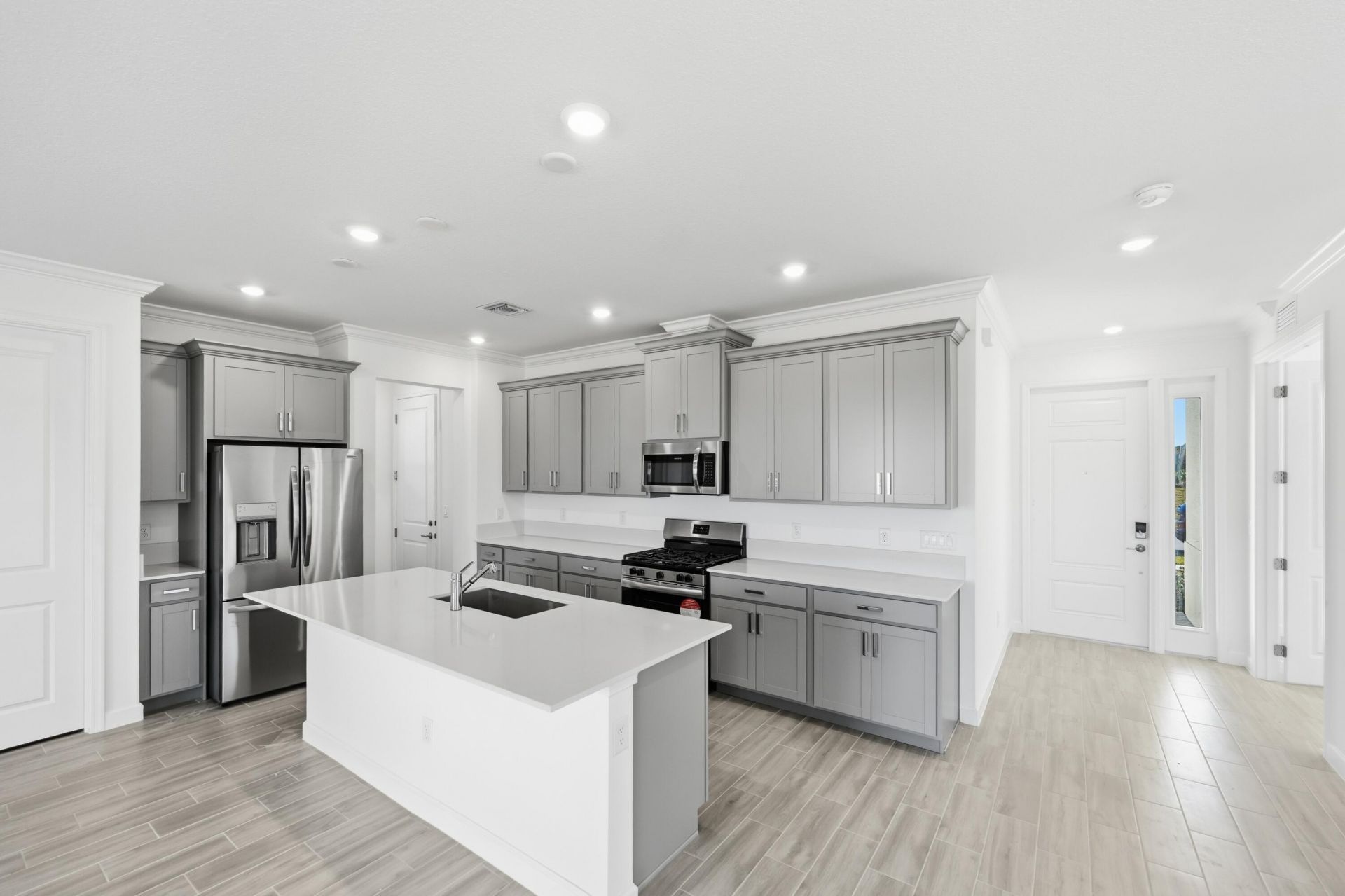 6858 NW Kestrel Lane, Port Saint Lucie, FL 34987 Photo