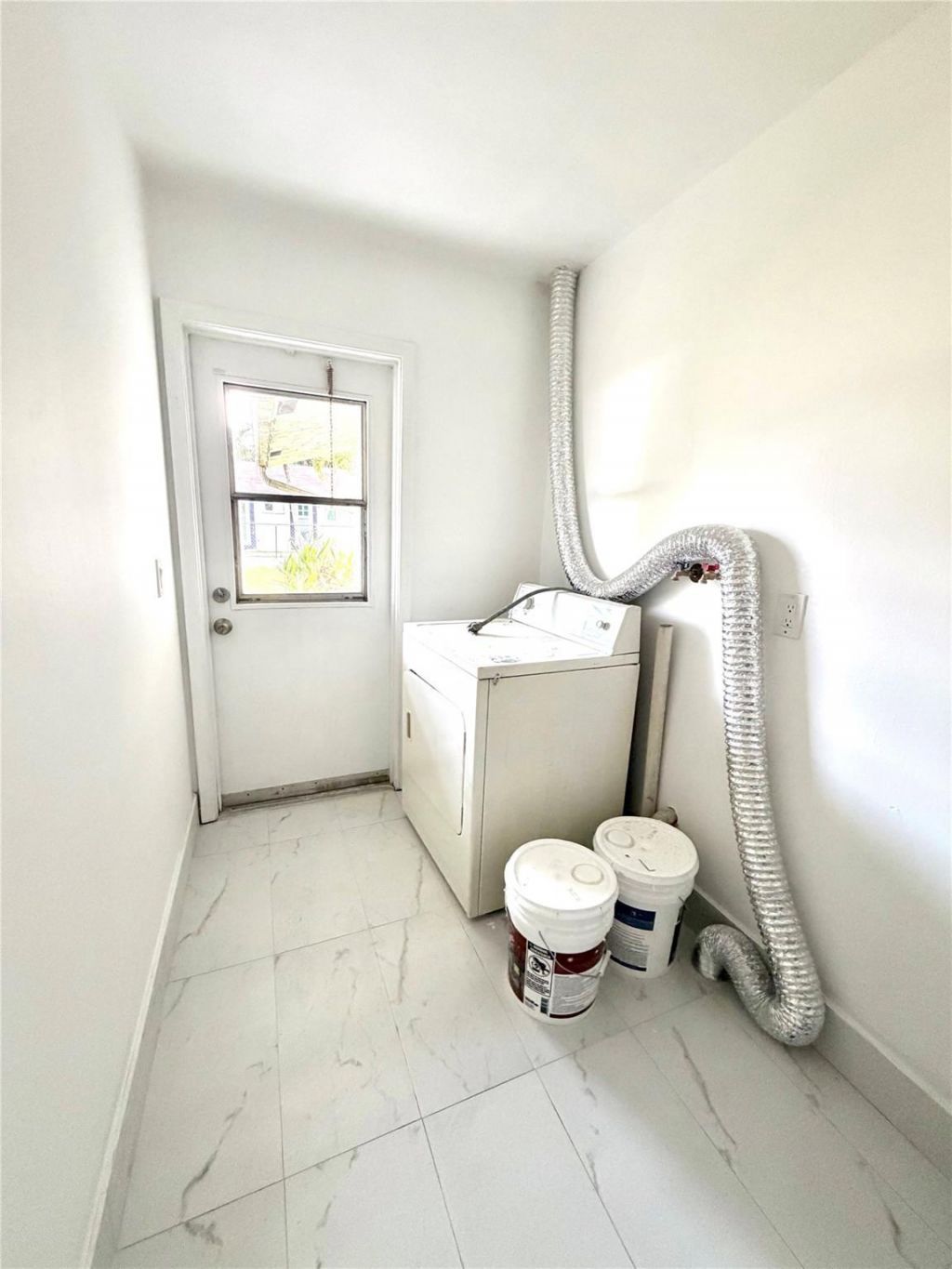 4631 SW 33rd Avenue, Fort Lauderdale, FL 33312 Photo