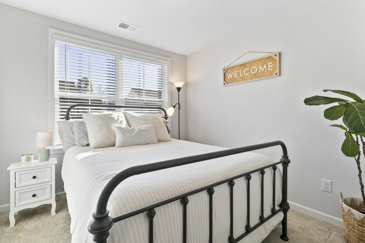 350 Green Fern Drive Photo 29