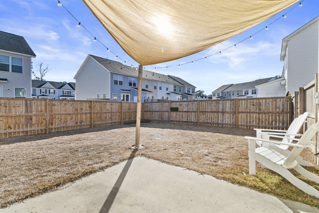 350 Green Fern Drive Photo 40