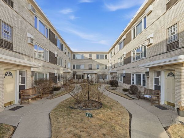 5850 W 55th Street, Unit 3F, Chicago, IL 60638