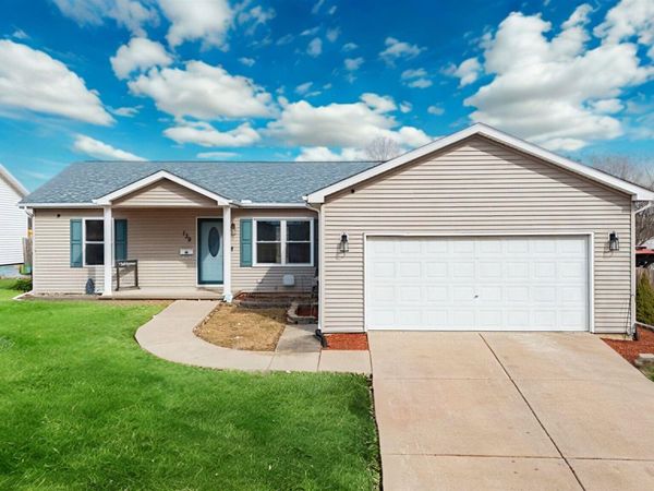 139 CAHOKIA Road, Marquette Heights, IL 61554