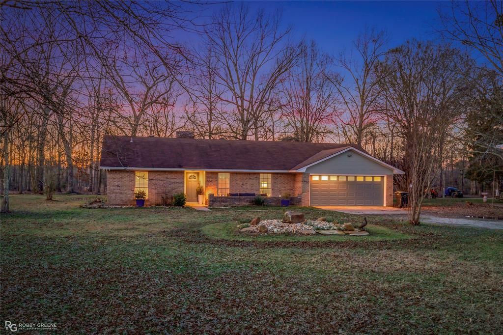 365 Cane Bend Drive, Haughton, LA 71037 Main Photo