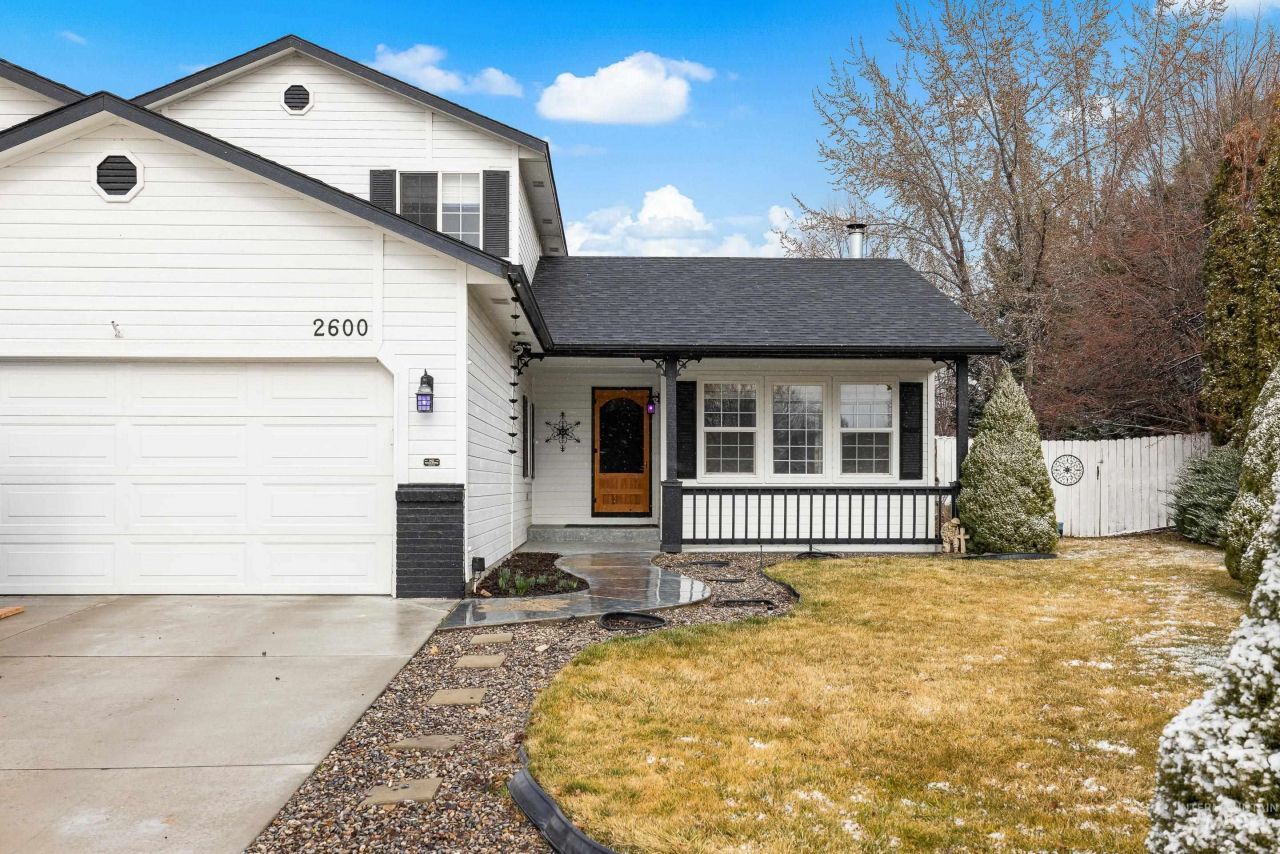 2600 W Creekstone, Meridian, ID 83642 Main Photo