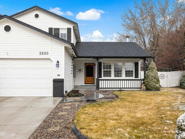 2600 W Creekstone, Meridian, ID 83642