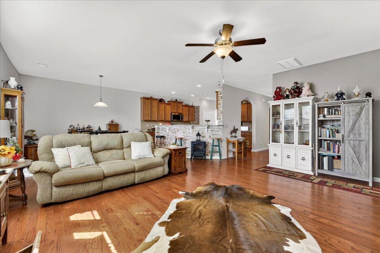 274 Overcup Loop Photo 14