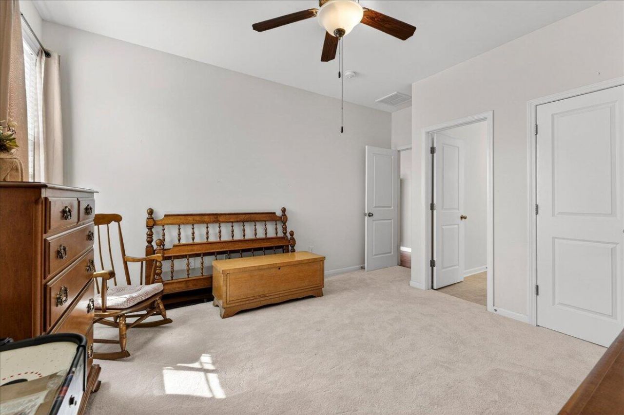 274 Overcup Loop Photo 19