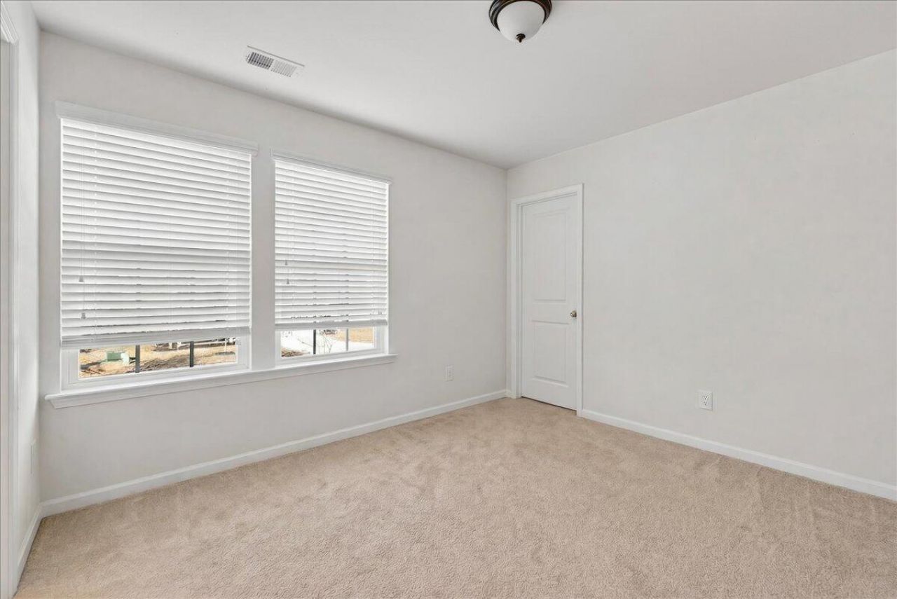 274 Overcup Loop Photo 32