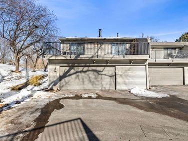 4393 Arden View Court, Arden Hills, MN 55112