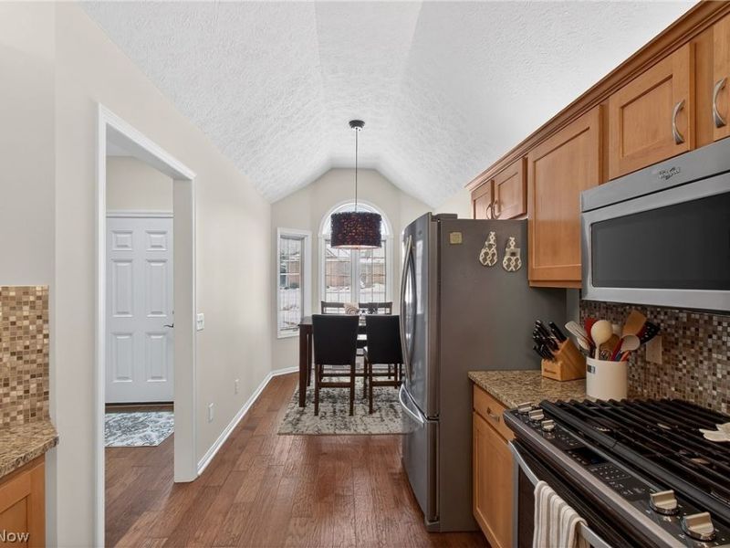 6272 Doral Drive NW, Canton, OH 44718 Photo 10