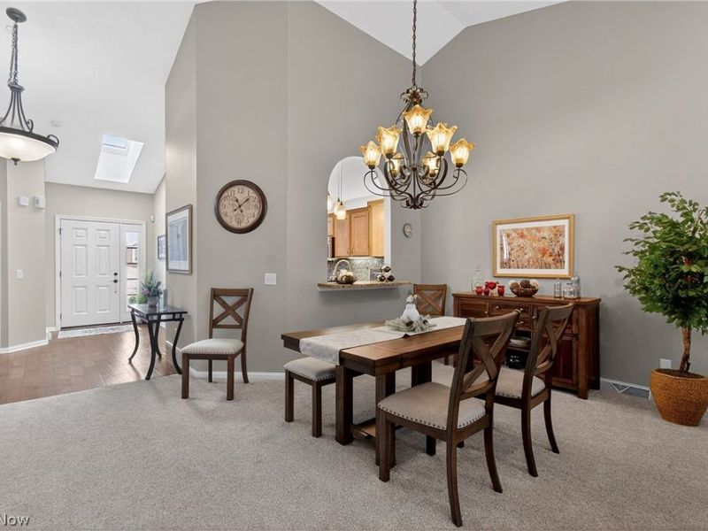 6272 Doral Drive NW, Canton, OH 44718 Photo 8