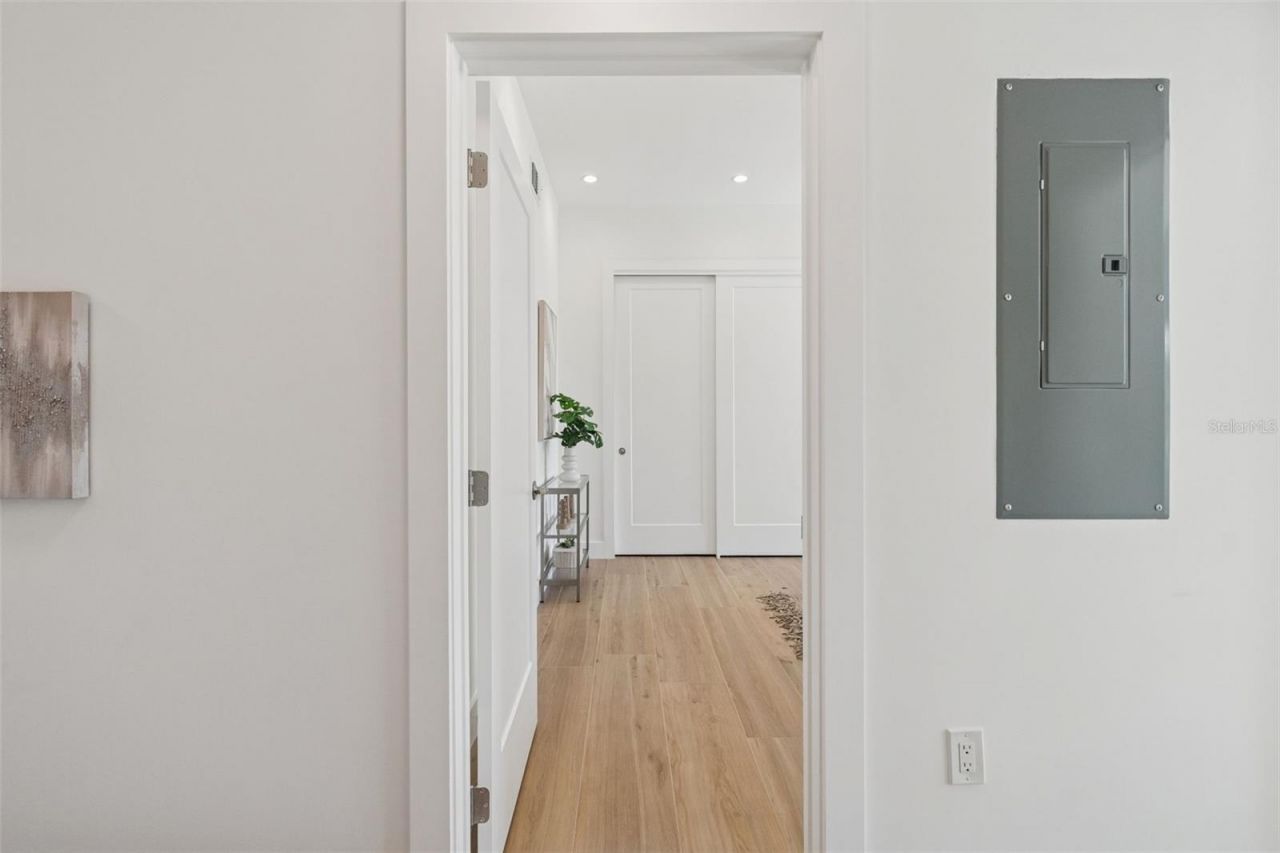 1343 4th Street, Unit 101, Sarasota, FL 34236 Photo