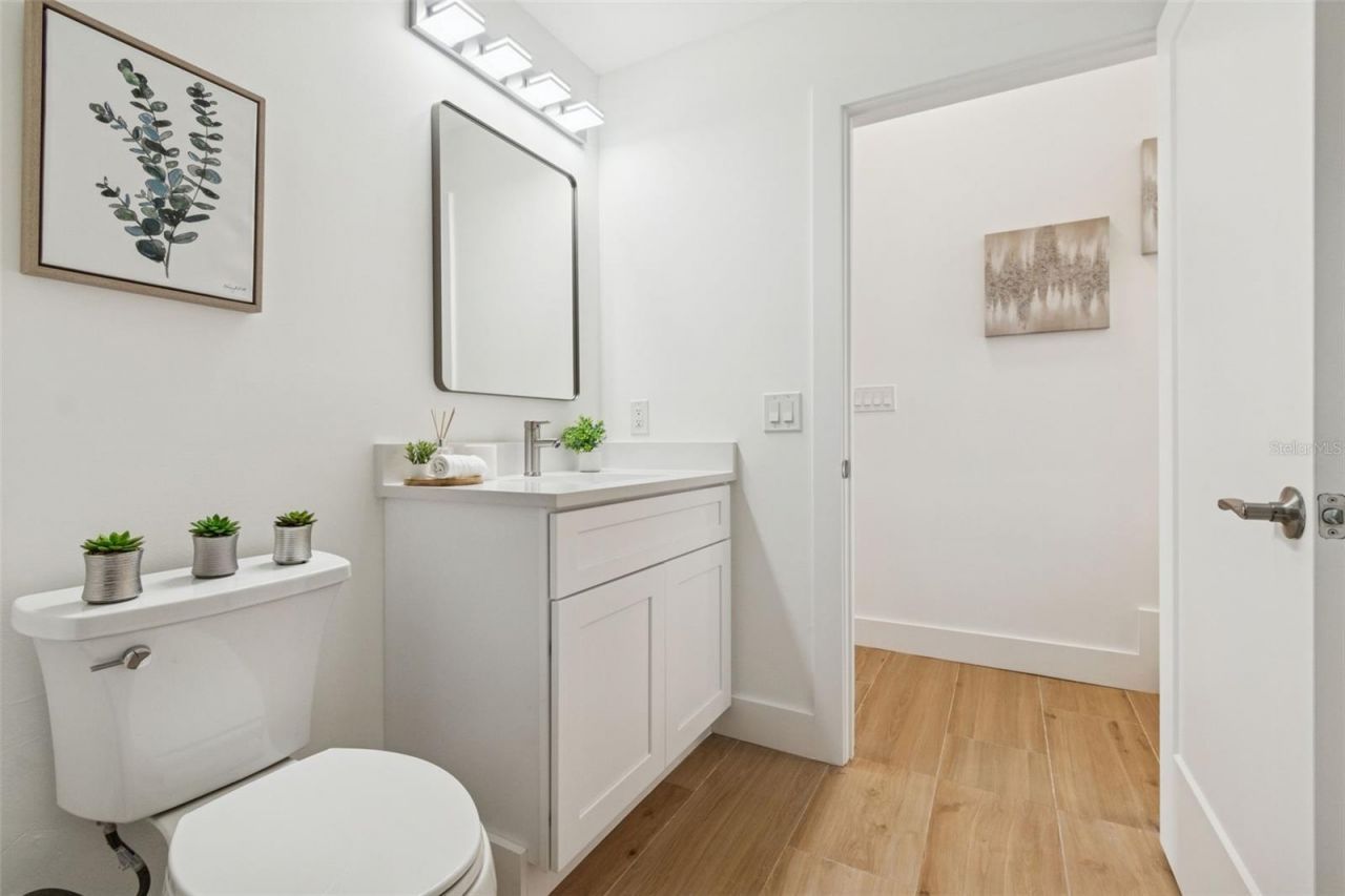 1343 4th Street, Unit 101, Sarasota, FL 34236 Photo