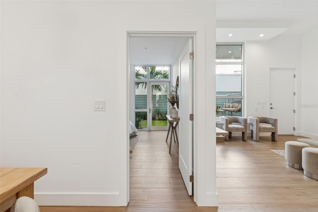 1343 4th Street, Unit 101, Sarasota, FL 34236 Photo